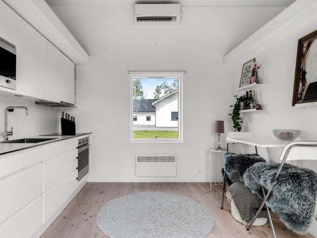 Stuga hyra i Ängslyckan, Enköping