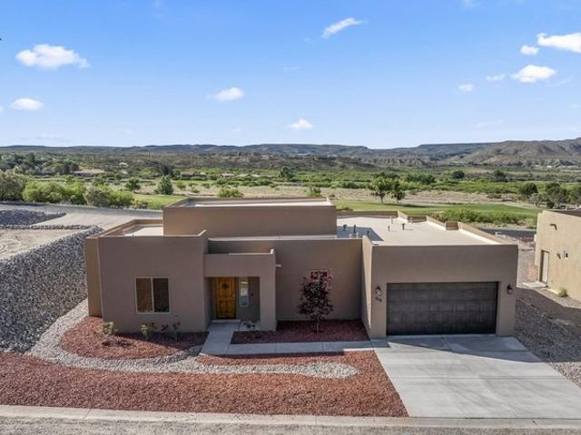 House for sale in Elephant Butte, New Mexico