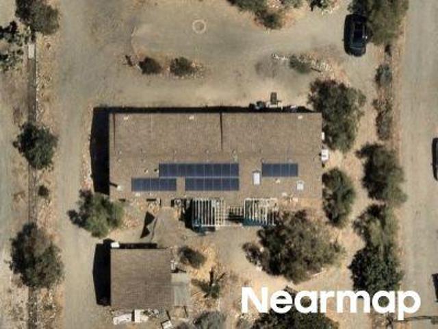 House for sale in Piñon Hills, San Bernardino County