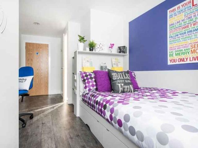 Apartment for rent in Calderstones