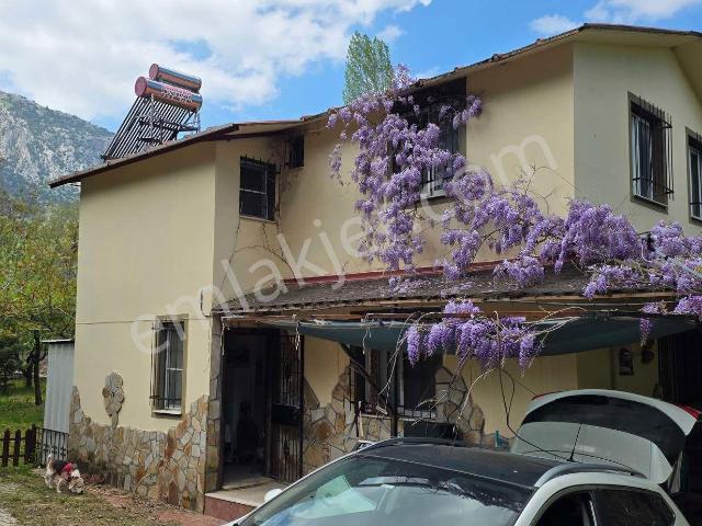 Yukarıkızılca Merkez Mahallesi, Kemalpaşa içerisinde satılık Villa