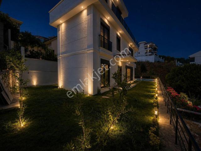 Edremit, Balikesir içerisinde satılık Villa