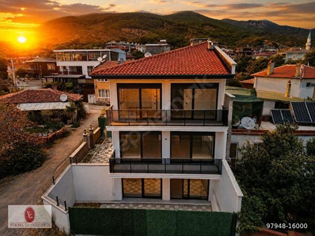 Edremit, Balikesir içerisinde satılık Villa
