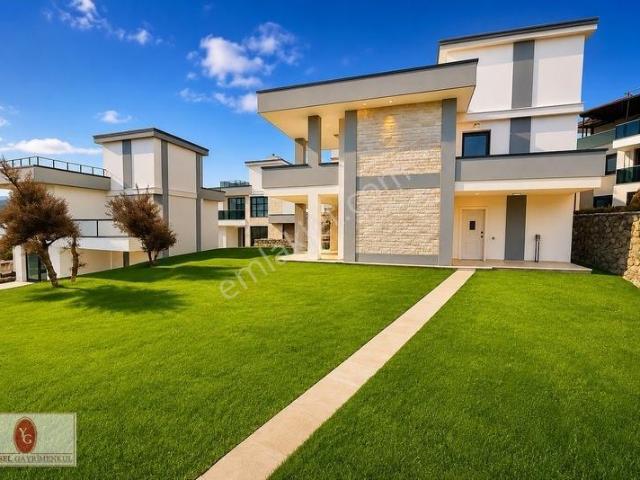 Kadıköy, Edremit içerisinde satılık Villa