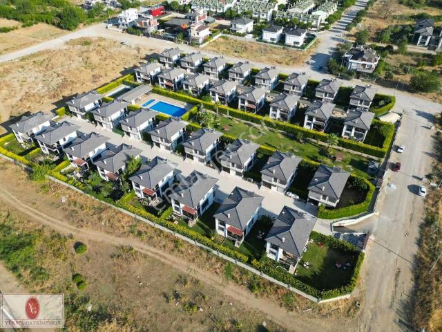 Edremit, Balikesir içerisinde satılık Villa