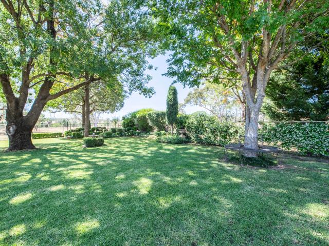 Cottage for sale in Dubbo, New South Wales