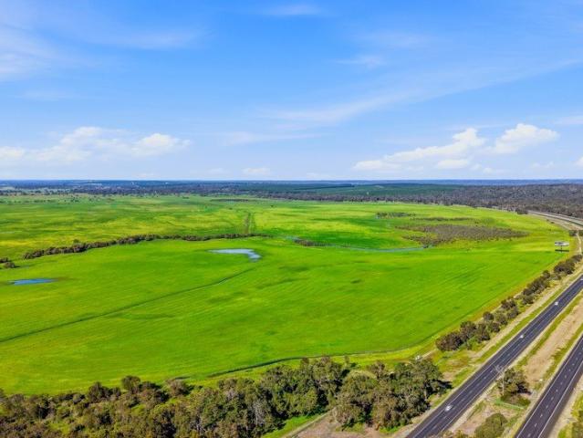 Cottage for sale in Lake Clifton, Shire Of Waroona