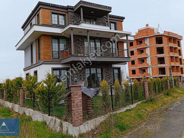 Terme içerisinde satılık Villa