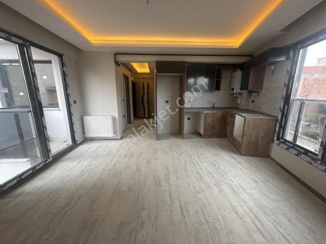 Karabağlar, İzmir içerisinde satılık mülk