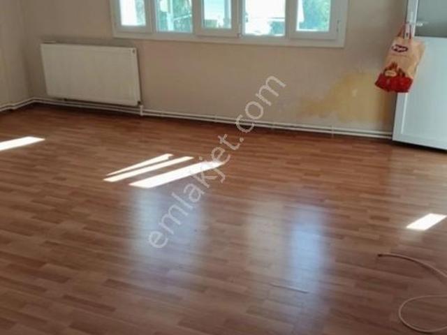 Karabağlar, İzmir içerisinde kiralık mülk