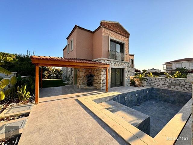 Çeşme, İzmir içerisinde satılık Villa