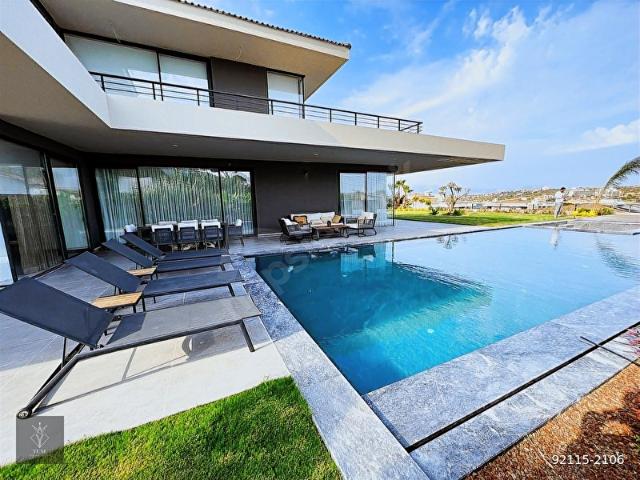 Çeşme, İzmir içerisinde satılık Villa