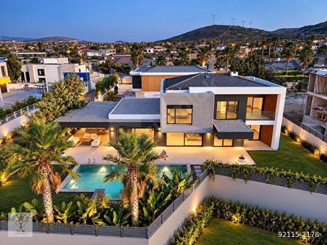 Çeşme, İzmir içerisinde satılık Villa