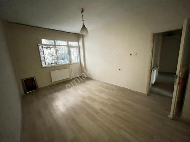 Tevfikbey Mahallesi, Küçükçekmece içerisinde kiralık mülk