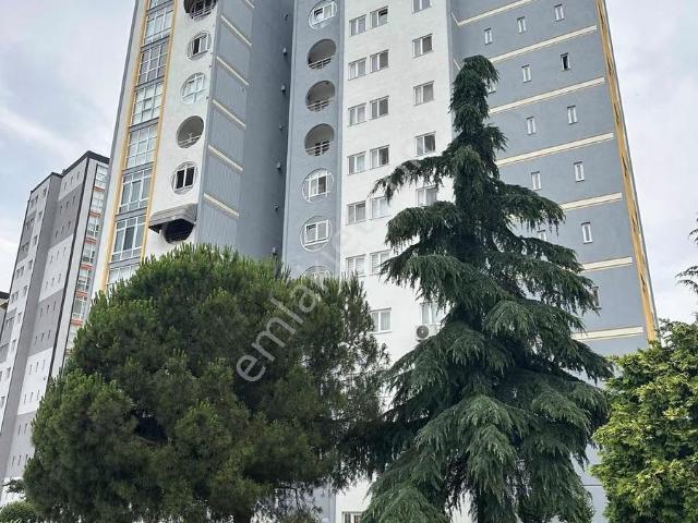 İzmit, Kocaeli içerisinde satılık mülk
