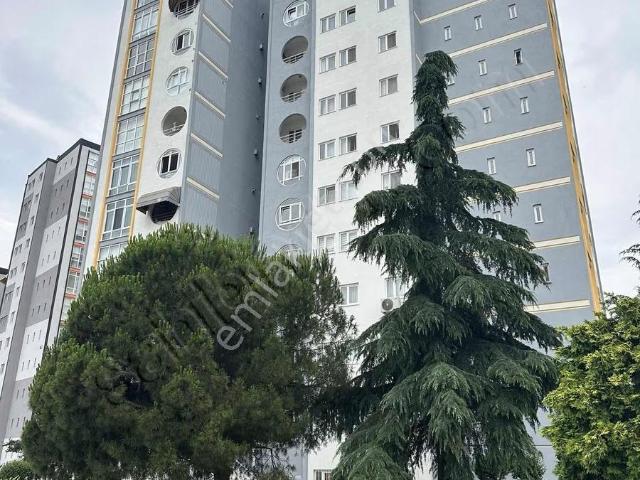 İzmit, Kocaeli içerisinde satılık mülk