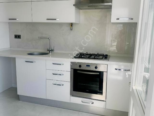 Bayrakli, İzmir içerisinde satılık mülk
