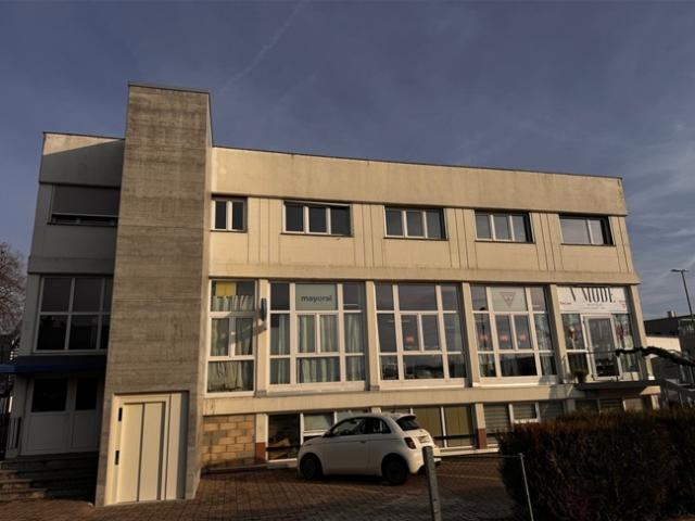 Büro mieten in Belmont-Yverdon, Waadt