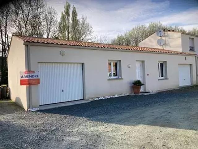 Maison vente à La Rochelle, Yves
