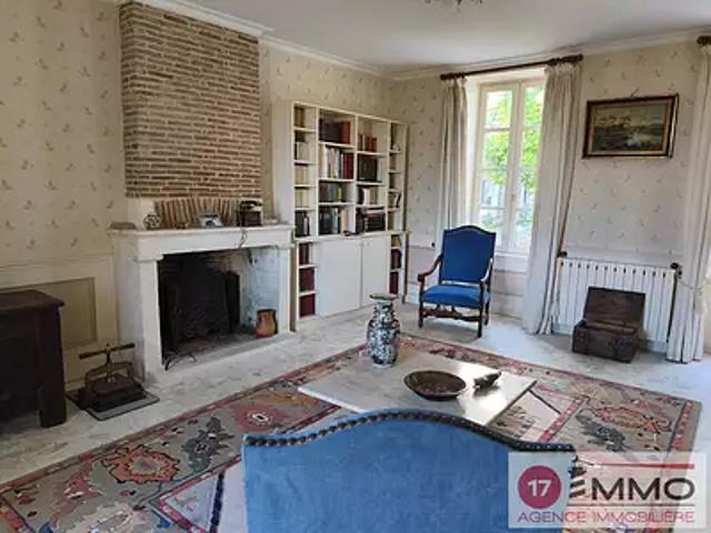 Maison vente à La Rochelle, Yves