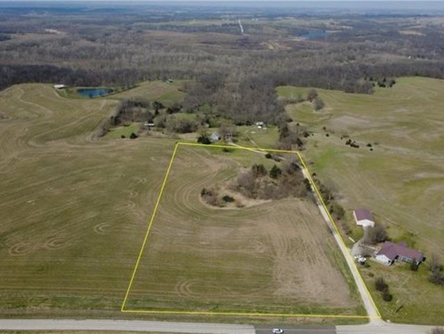 Land for sale in Edgerton, Missouri