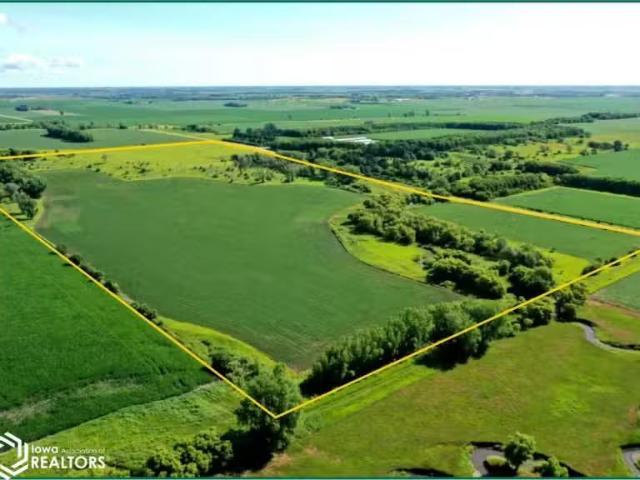 House for sale in Charles City