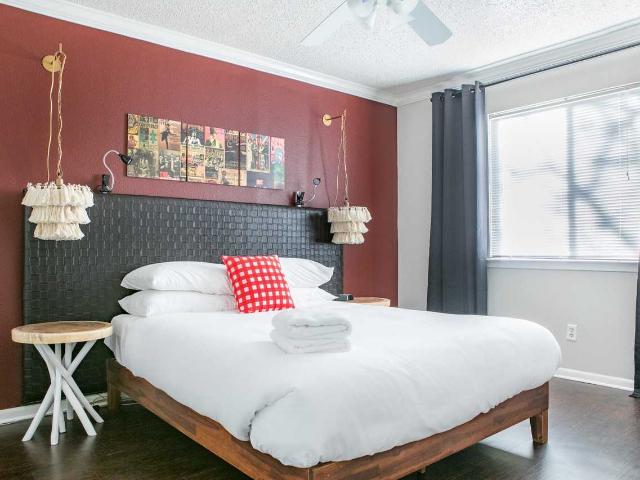 Apartment for rent in West Lake Hills, Travis County