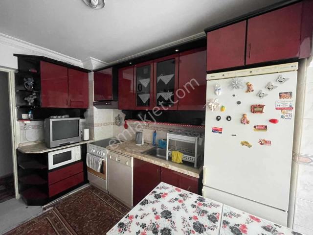 Karabağlar, İzmir içerisinde satılık mülk