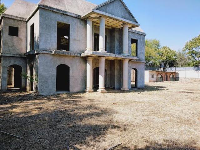 ZACUALPAN DE AMILPAS RESIDENCIA EN OBRA CASI GRIS