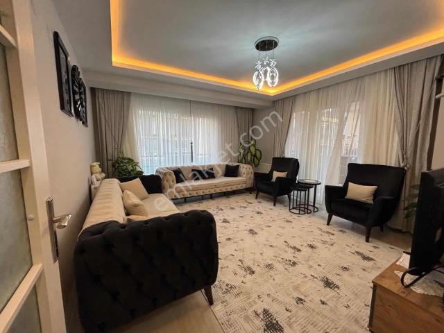 Konak, İzmir içerisinde satılık mülk