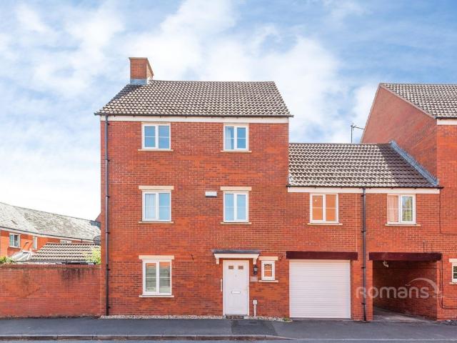 House for rent in Haydon End, Abbey Mead