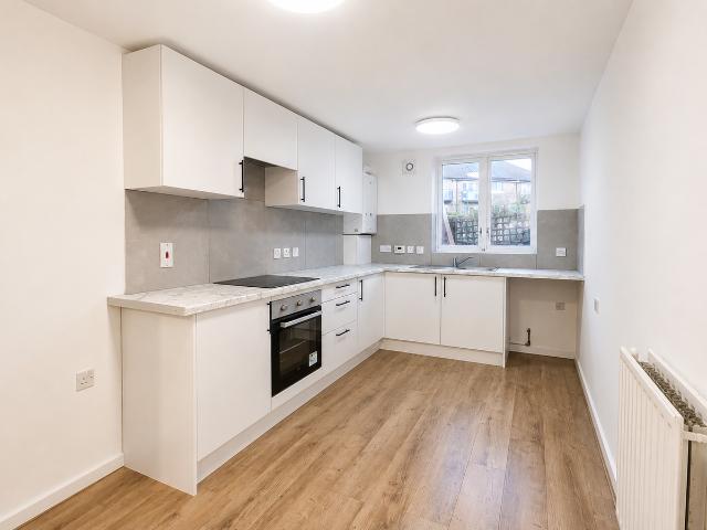 Apartment for rent in Lower Edmonton, Greater London
