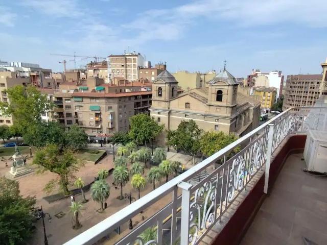 Apartamento en alquiler en Casco Histórico, Zaragoza