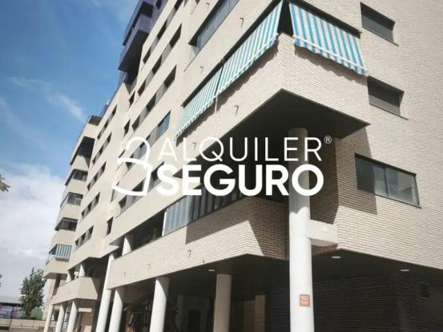 Apartamento en alquiler en El Rabal, Zaragoza