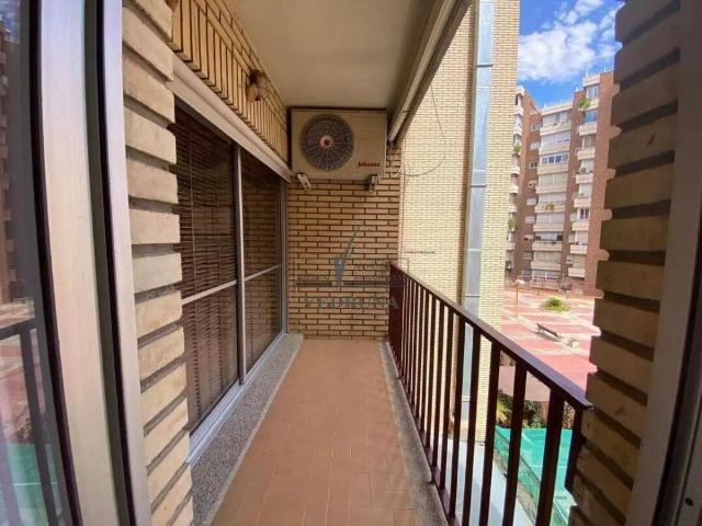 Apartamento en alquiler en Delicias, Zaragoza