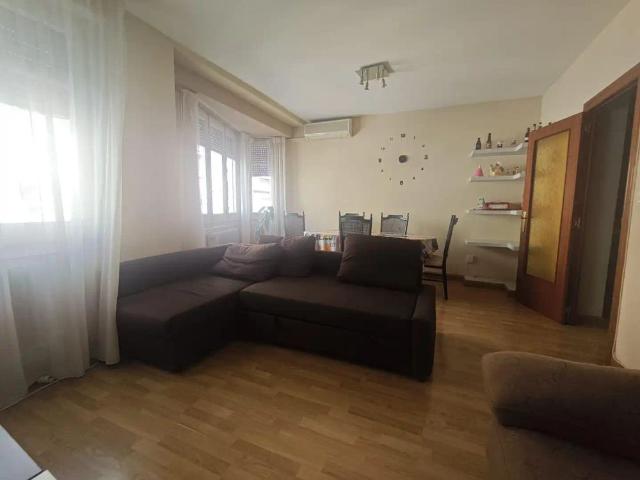Apartamento en alquiler en Universidad, Zaragoza