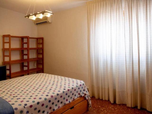 Apartamento en alquiler en Oliver-Valdefierro, Zaragoza