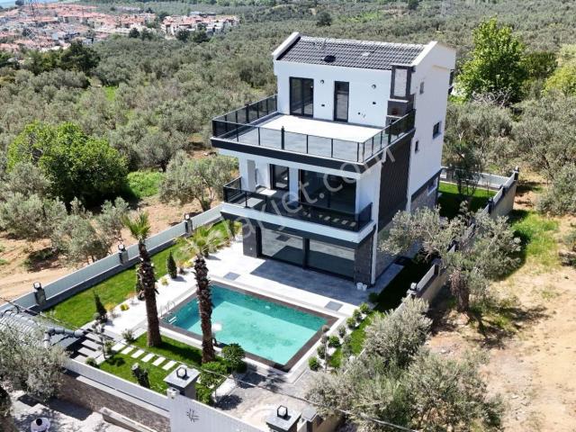 Edremit, Balikesir içerisinde satılık Villa