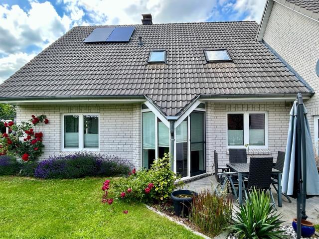 Villa kaufen in Schortens, Niedersachsen