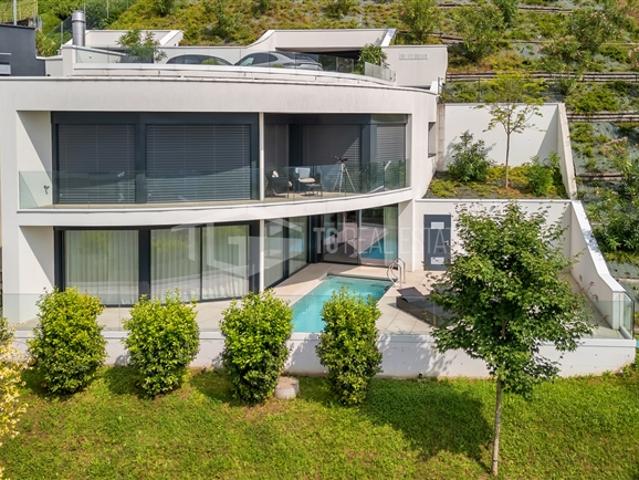 Einfamilienhaus kaufen in Aldesago, Tessin