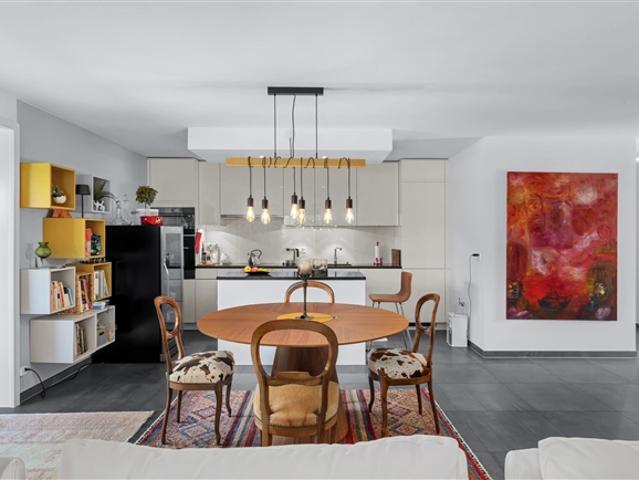 Wohnung kaufen in Longirod, Waadt