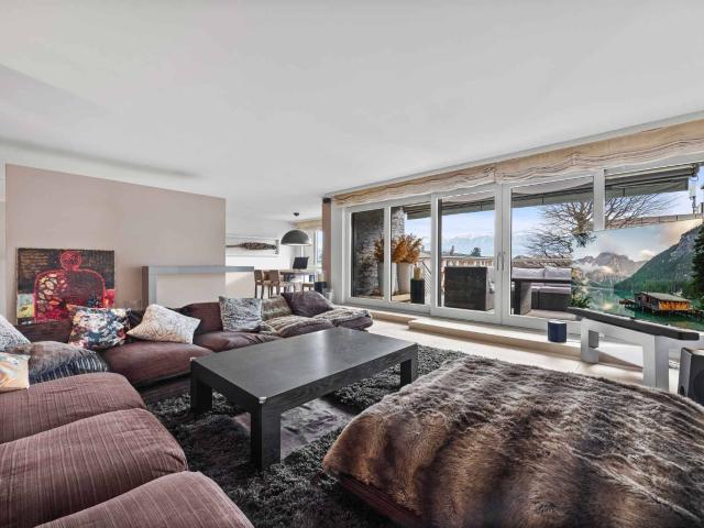 Wohnung kaufen in Pully, Waadt