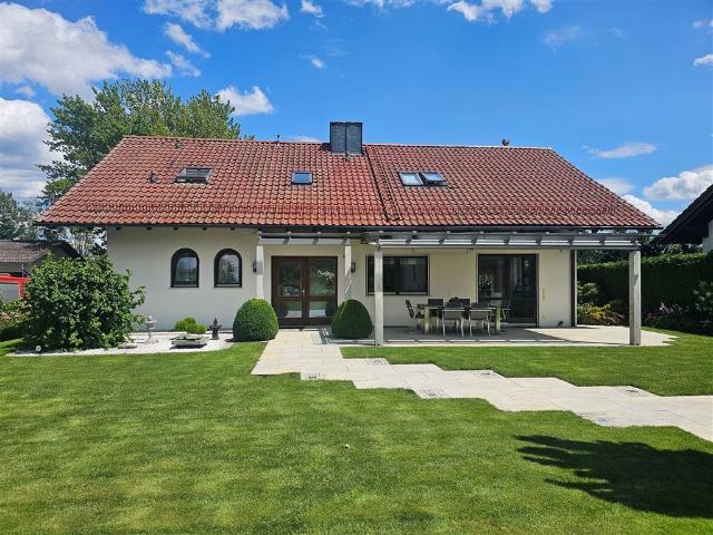 Villa kaufen in Zorneding, Bayern