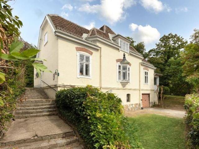 Haus kaufen in Döbling, Wien