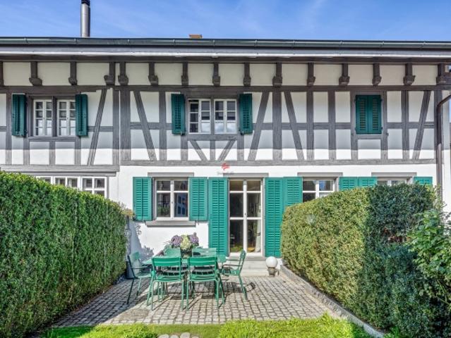 Reihenfamilienhaus kaufen in Uitikon, Zürich