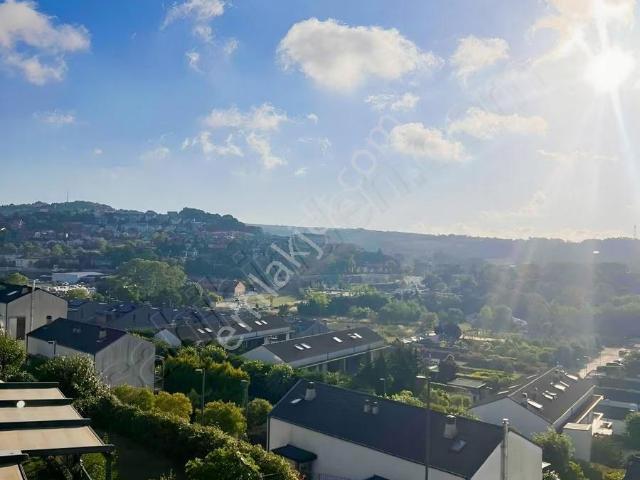 Sariyer, İstanbul içerisinde kiralık mülk