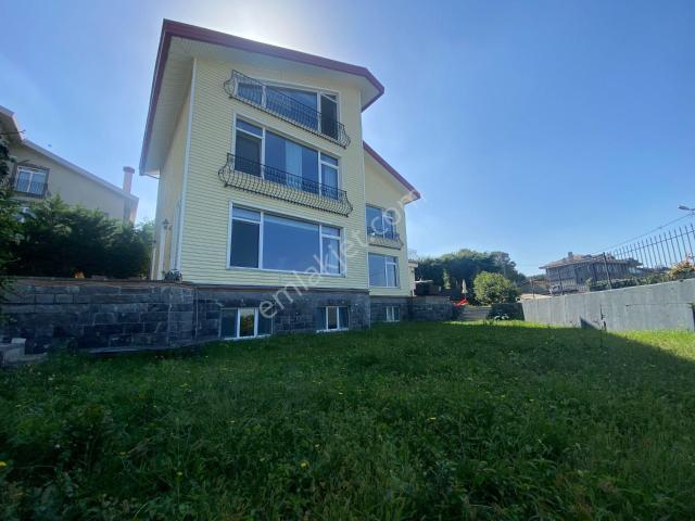 Sariyer, Uskumruköy Mahallesi içerisinde kiralık Villa