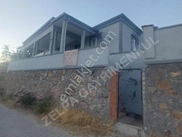 Sübeylidere Köyü, Burhaniye içerisinde satılık Villa