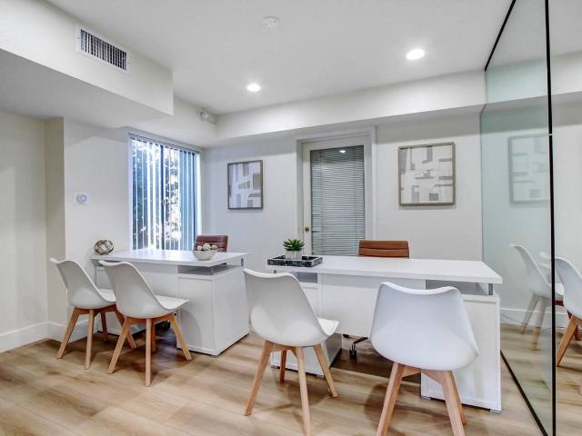 Apartment for rent in Canoga Park, California
