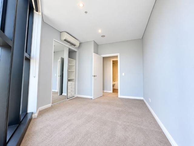 Apartment for rent in Wentworth Point, Sydney